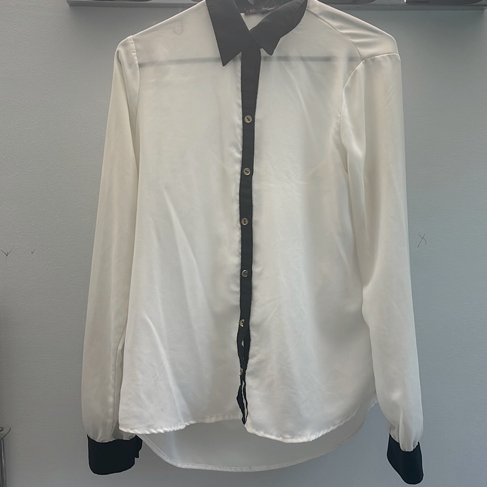 HeartSoul sheer cream blouse. Black lining. Peep back. Brass buttons. Size L.